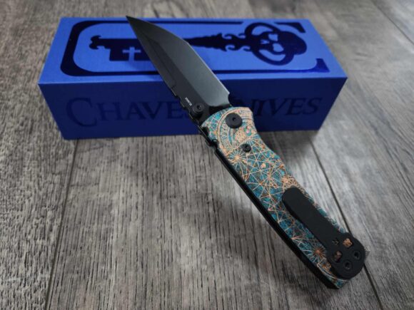 Chaves Redencion Street - Shipwreck Patina - Goonies Map Laser Engraved Copper Scales - Complete Knife - Black Elmax Blade - New In Box - Image 4